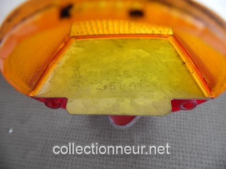 CABOCHON FEU ARRIERE 111945233F VW COCCINELLE 