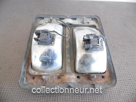 FEU ARRIERE DROIT FIAT 125