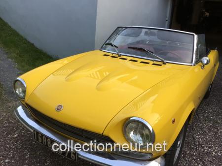 Fiat 124 Spider cabriolet