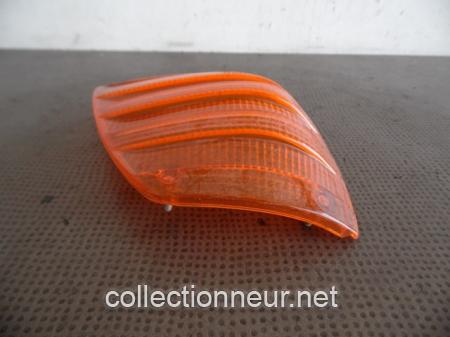 CABOCHON CLIGNOTANT DROIT A0008200566 MERCEDES W116