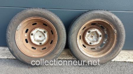 2 roues complètes pour Renault 16 ?