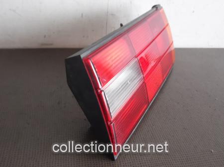 CABOCHON FEU ARRIERE DROIT 63211385382 BMW E30