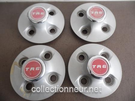 ENJOLIVEURS DE ROUES TRIUMPH TR6