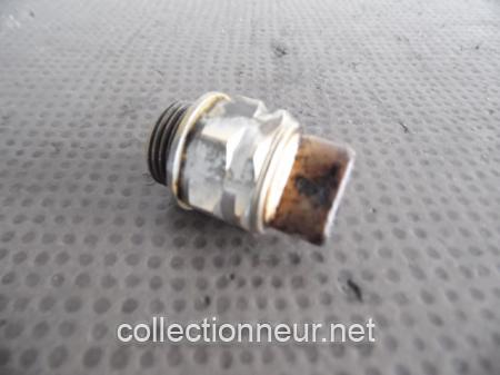 CONTACTEUR FEUX RECUL 91461354102 PORSCHE 1960-1998