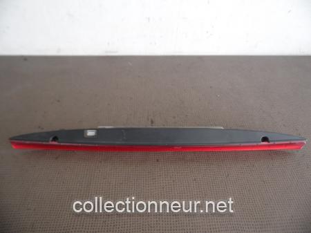 3ème FEU STOP 98663105000 PORSCHE BOXSTER 986